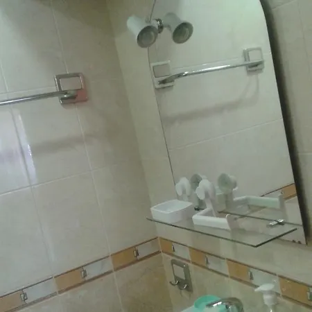 Central Place Studio Апартаменты *